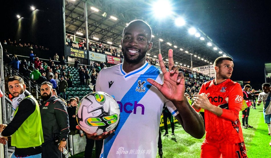 连下三盘击 连下三盘击