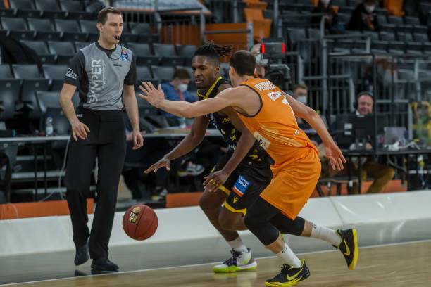 这些事件不 这些事件不